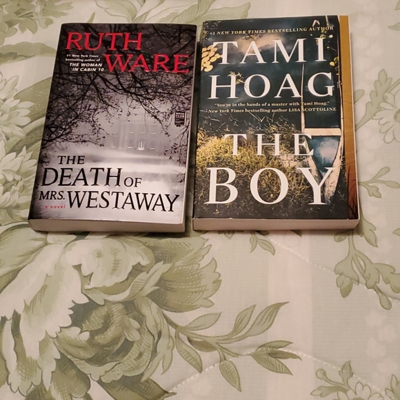 Hardback Novels - Picture 2 of 5